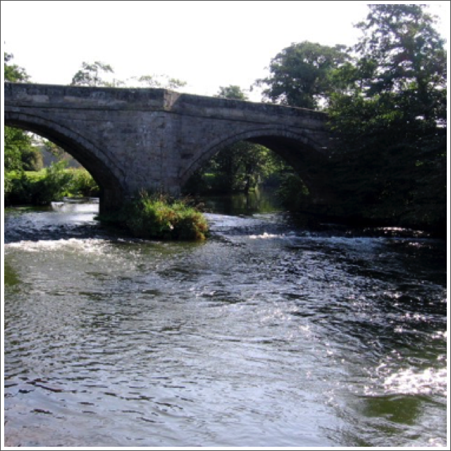 Ellastone is in the Dovedale alley, a bridge over the river Dove close to the village